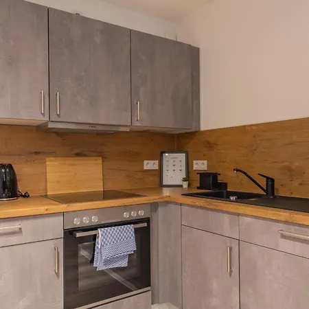 Apartmenthaus In Apartmán *